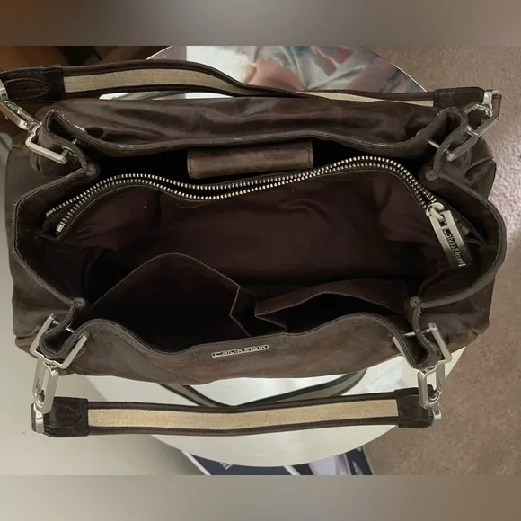 Classic Calvin Klein Brown Leather Purse circa ‘05/‘06 - Picture 4 of 6